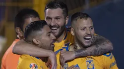 MONTERREY, MEXICO - NOVEMBER 06: Nicolás López #11 of Tigres celebrates with teammates after scoring his team's first goal during the 17th round match between Tigres UANL and FC Juarez as part of the Torneo Grita Mexico A21 Liga MX at Universitario Stadium on November 06, 2021 in Monterrey, Mexico. (Photo by Azael Rodriguez/Getty Images)