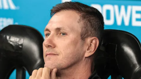 PR - CURITIBA - 06/06/2023 - LIBERTADORES 2023, ATHLETICO-PR X LIBERTAD - Paulo Turra tecnico do Athletico-PR durante partida contra o Libertad no estadio Arena da Baixada pelo campeonato Libertadores 2023.