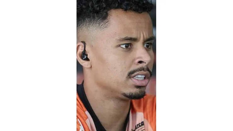 Atlético recusou proposta de Allan e Fla ‘caiu matando’