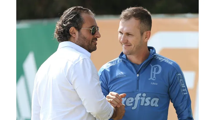 Foto: Cesar Greco/SEP - Alexandre Mattos e Paulo Turra trabalharam juntos no Palmeiras e no Athletico-PR
