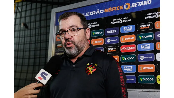 Foto: Rafael Vieira/AGIF- Enderson Moreira critica atitude de jogador
