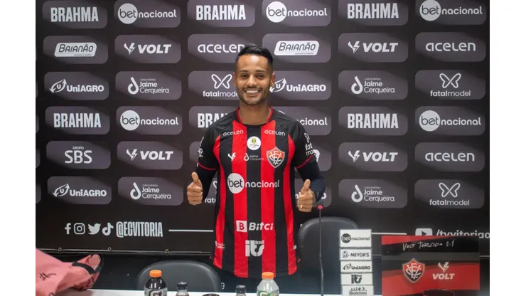 Foto: Victor Ferreira/EC Vitória- Mateus Gonçalves é apresentado no Vitória