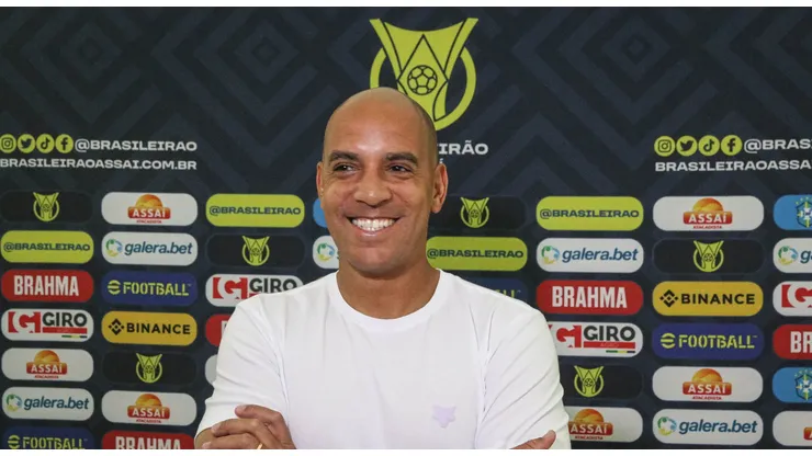Pepa, técnico do Cruzeiro, durante partida contra o Gremio no Independencia pelo Brasileirão 2023. Foto: Fernando Moreno/AGIF
