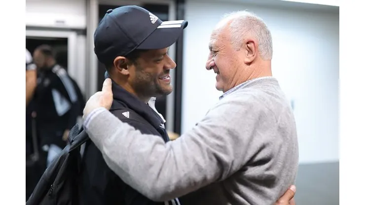 Primeiro encontro entre Hulk e Felipão no Galo ‘vaza na web’