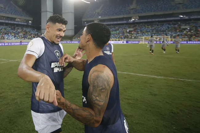 Foto: Vitor Silva/Botafogo – Tiquinho comemorando após a partida.