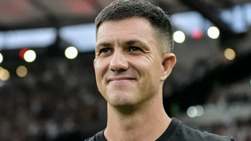 Mauricio Barbieri, técnico do Vasco, durante partida contra o Flamengo no Maracanã pelo Carioca 2023. Foto: Thiago Ribeiro/AGIF