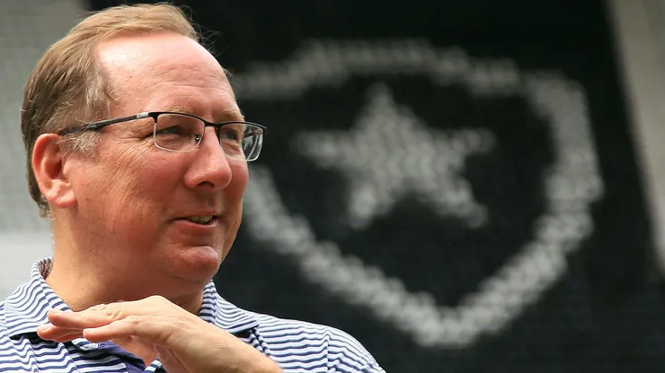 Foto: Vítor Silva/BFR - John Textor, dono da SAF do Botafogo, brincou com derrota do Palmeiras para o Bahia