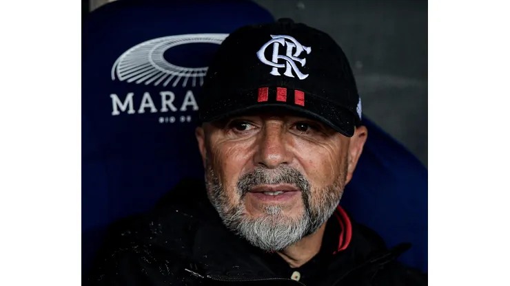RJ - RIO DE JANEIRO - 26/04/2023 - COPA DO BRASIL 2023, FLAMENGO X MARINGA - Jorge Sampaoli tecnico do Flamengo durante partida contra o Maringa no estadio Maracana pelo campeonato Copa do Brasil 2023. Foto: Thiago Ribeiro/AGIF
