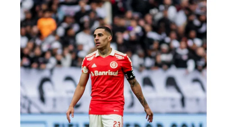 SP - Sao Paulo - 04/09/2022 - BRASILEIRO A 2022, CORINTHIANS X INTERNACIONAL - Gabriel jogador do Internacional durante partida contra o Corinthians no estadio Arena Corinthians pelo campeonato Brasileiro A 2022. Foto: Guilherme Drovas/AGIF