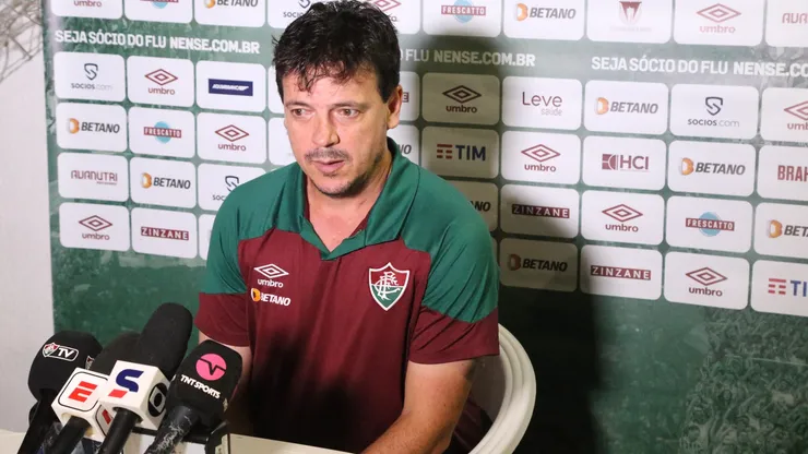 Foto: Marcelo Gonçalves/Fluminense FC/Divulgação - Diniz: técnico justificou tropeço do Fluminense