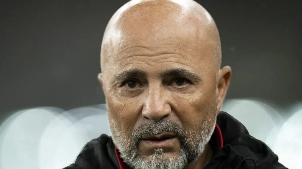 RJ – RIO DE JANEIRO – 10/05/2023 – BRASILEIRO A 2023, FLAMENGO X GOIAS – Jorge Sampaoli tecnico do Flamengo durante partida contra o Goias no estadio Maracana pelo campeonato BRASILEIRO A 2023. Foto: Jorge Rodrigues/AGIF