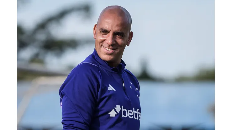 Pepa, técnico do Cruzeiro na Toca da Raposa. Foto: Flickr Oficial Cruzeiro/Gustavo Aleixo