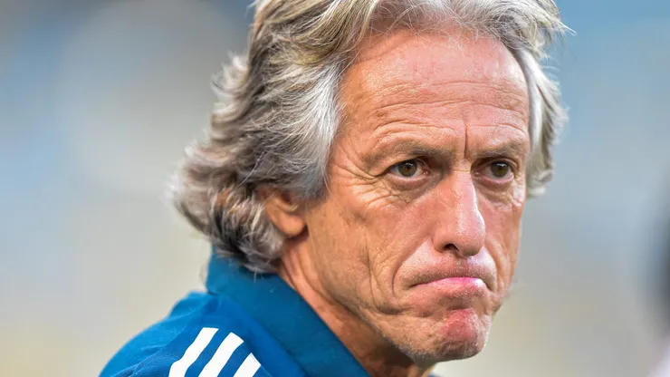 Foto: Thiago Ribeiro/AGIF - Jorge Jesus, tecnico do Flamengo, durante partida contra o Portuguesa no estadio Maracana pelo campeonato Carioca 2020.