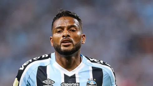 RS - Porto Alegre - 05/03/2023 - GAUCHO 2023, GREMIO X INTERNACIONAL - Reinaldo jogador do Gremio durante partida contra o Internacional no estadio Arena do Gremio pelo campeonato Gaucho 2023. Foto: Pedro H. Tesch/AGIF