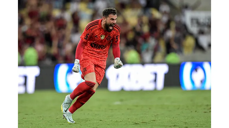 RJ - Rio de Janeiro - 08/03/2023 - CARIOCA 2023, FLAMENGO X FLUMINENSE - Matheus Cunha goleiro do Flamengo comemora gol durante partida contra o Fluminense no estadio Maracana pelo campeonato Carioca 2023. Foto: Thiago Ribeiro/AGIF