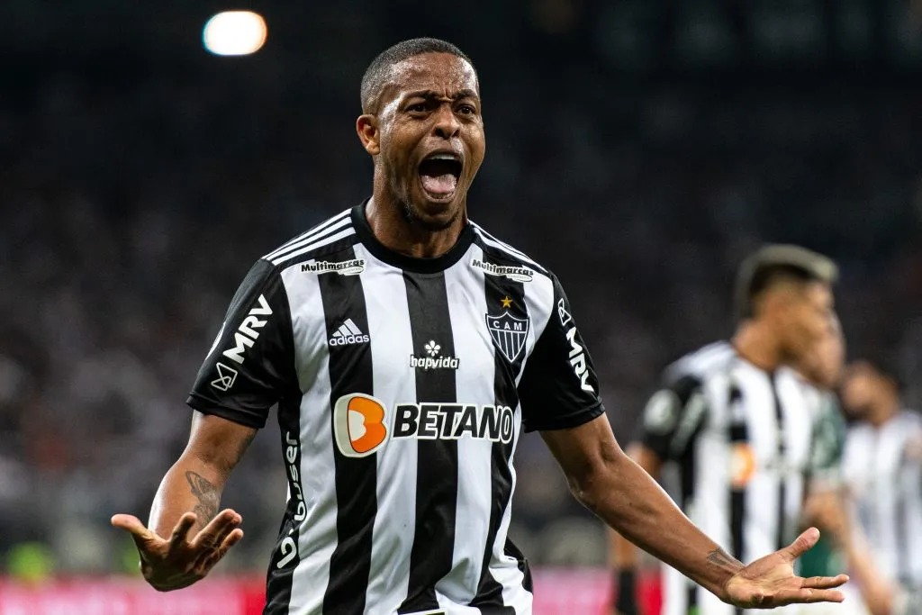 Foto: Marcello Zambrana/AGIF – Em 2022, uma das únicas vitória em clássicos foi exatamente contra o Santos