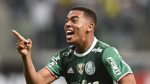 SAO PAULO - SP - 30/06/2016 - BRASILEIRO A 2016/PALMEIRAS X FIGUEIRENSE - Gabriel Jesus do Palmeiras comemora seu gol durante partida contra o Figueirense pelo Campeonato Brasileiro A 2016 na Arena Allianz Parque.