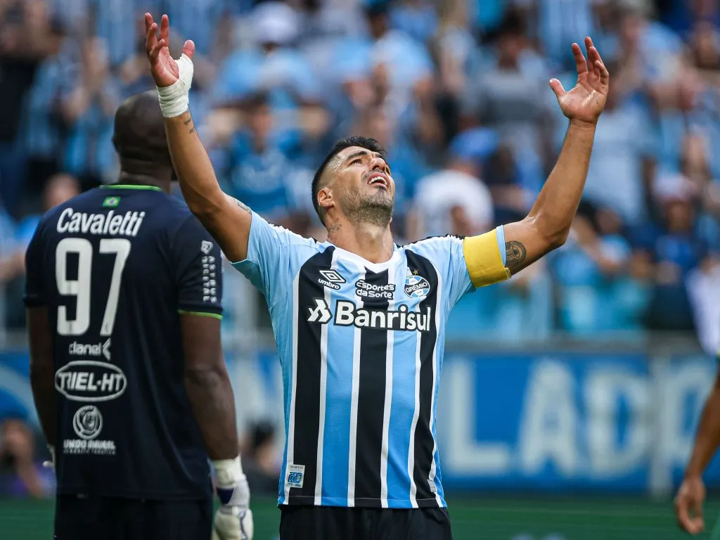 Foto: Maxi Franzoi/AGIF – Camisa 9 do Grêmio recebe em torno de R$ 1,5 milhão por mês, um dos maiores do país