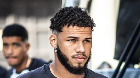 Fotos: Raul Baretta/ Santos FC - Nathan sofre no Santos