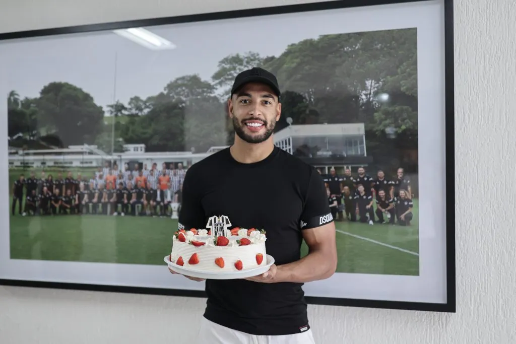 Foto: Pedro Souza / Atlético-MG – Nathan Silva se despede do Galo