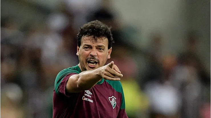 RJ - RIO DE JANEIRO - 02/05/2023 - LIBERTADORES 2023, FLUMINENSE X RIVER PLATE - Fernando Diniz tecnico do Fluminense durante partida contra o River Plate no estadio Maracana pelo campeonato Libertadores 2023. Foto: Thiago Ribeiro/AGIF