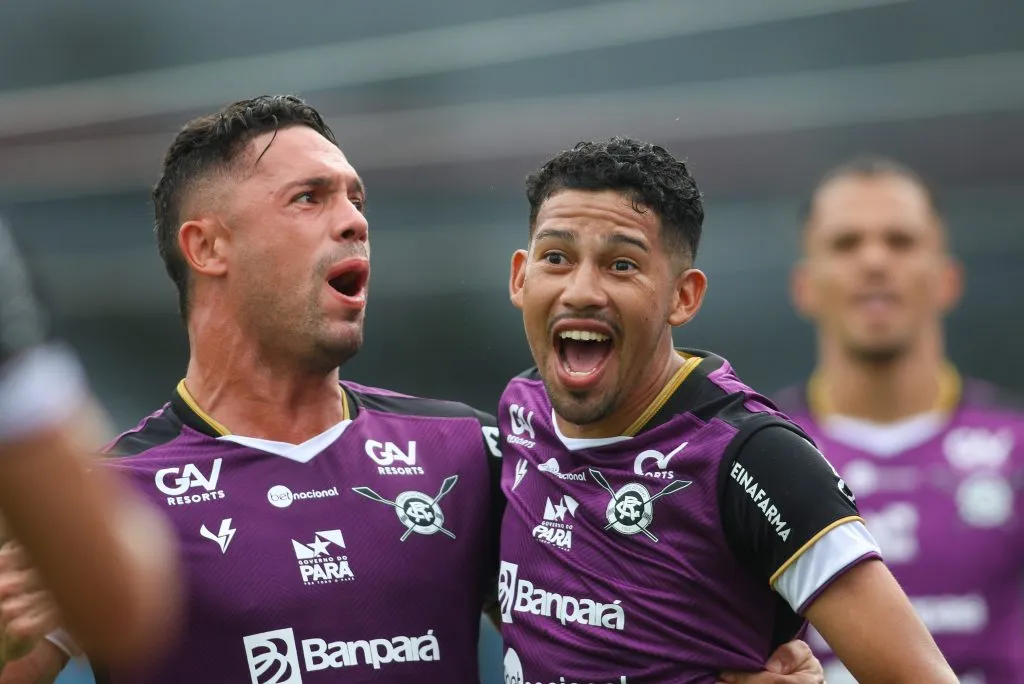 Foto: Fernando Torres/AGIF- Soares (á direita)