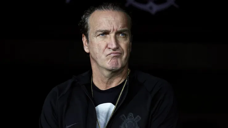 Foto: Marcello Zambrana/AGIF - Cuca, ex-técnico do Corinthians, durante partida contra o Remo no estadio Arena Corinthians, pelo campeonato Copa do Brasil 2023.