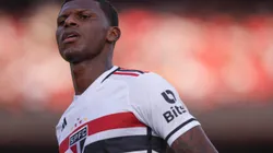 SP - SAO PAULO - 07/05/2023 - BRASILEIRO A 2023, SAO PAULO X INTERNACIONAL - Arboleda jogador do Sao Paulo durante partida contra o Internacional no estadio Morumbi pelo campeonato BRASILEIRO A 2023. Foto: Ettore Chiereguini/AGIF