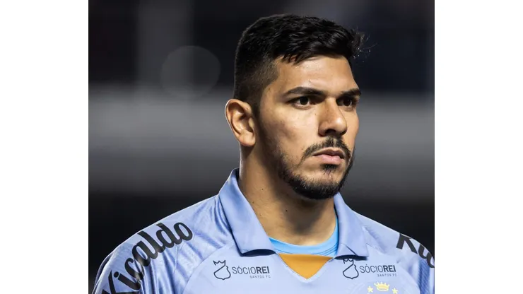 Joao Paulo jogador do Santos durante partida contra o Palmeiras na Vila Belmiro pelo campeonato BRASILEIRO A 2023 - Foto: Abner Dourado/AGIF