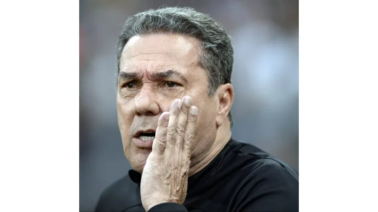 SP - SAO PAULO - 28/05/2023 - BRASILEIRO A 2023, CORINTHIANS X FLUMINENSE - Vanderlei Luxemburgo tecnico do Corinthians durante partida contra o Fluminense no estadio Arena Corinthians pelo campeonato BRASILEIRO A 2023. Foto: Alan Morici/AGIF