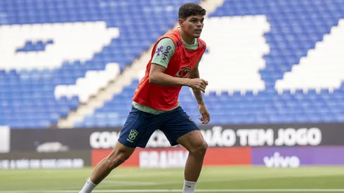 Foto: Divulgação/CBF - Ayrton Lucas foi titular do Brasil