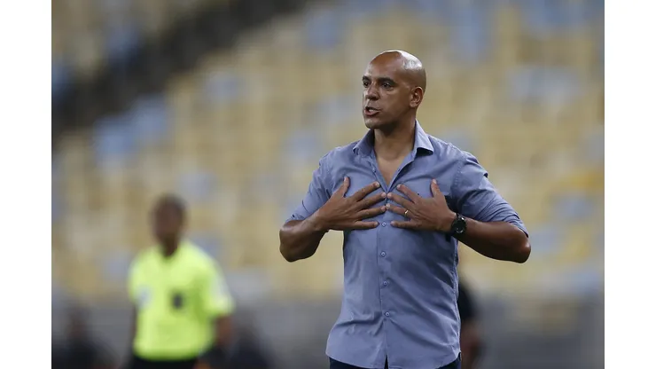 Wagner Meier/Getty Images - Português busca entendert como 'funciona' o futebol nacional