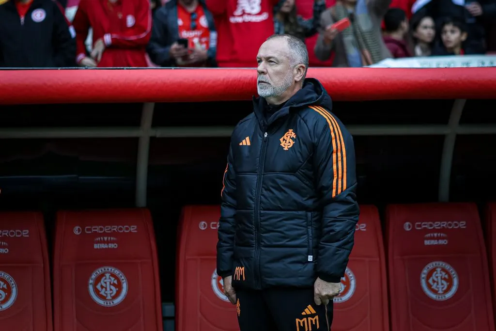 Mano Menezes, técnico do Internacional, durante partida contra o Vasco no Beira-Rio pelo Brasileiro. Foto: Maxi Franzoi/AGIF