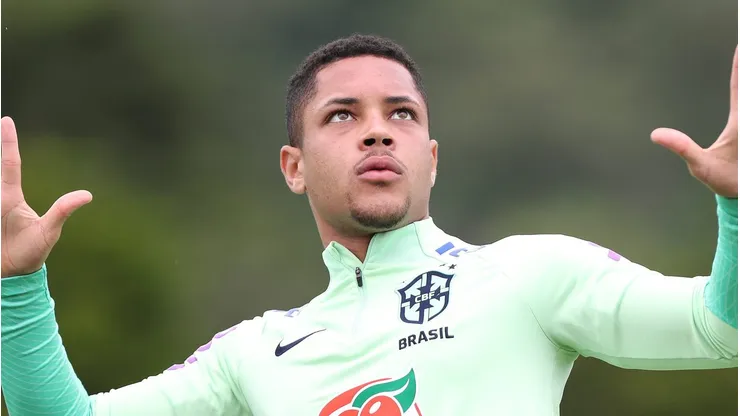 Foto: Rafael Ribeiro / CBF - Vitor Roque quer ir ao Barcelona