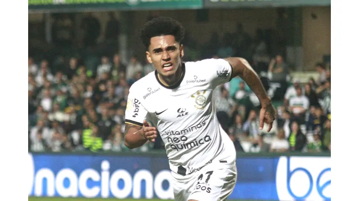 Foto: Gabriel Machado/AGIF - Du Queiroz se despediu do Corinthians