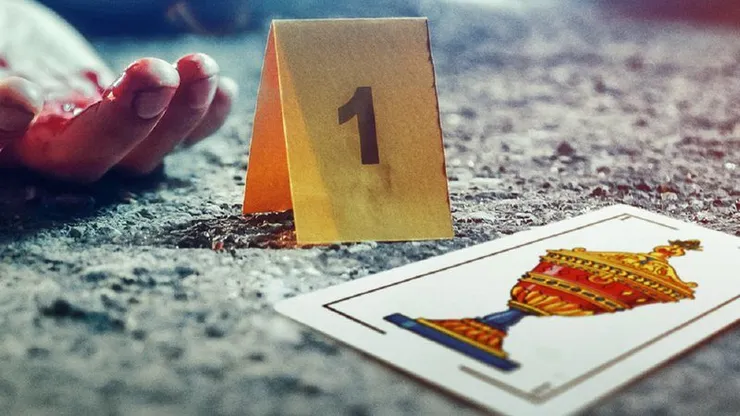 A série da Netflix "O Assassino do Baralho" traz cartas na temática (Foto: Divulgação/Netflix)