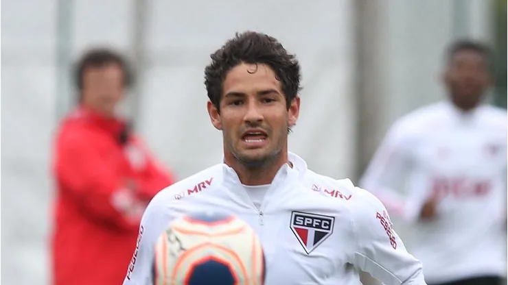 Fotos: Rubens Chiri / saopaulofc.net - Alexandre Pato anota pintura no São Paulo
