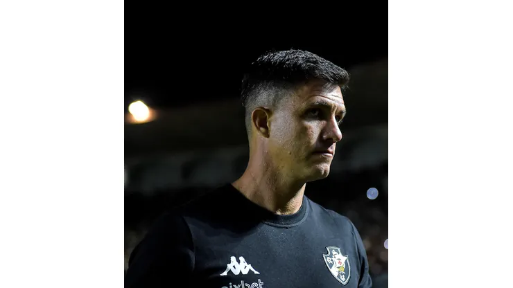 Entenda como tabela do Brasileirão virou grande trunfo para Barbieri seguir no Vasco