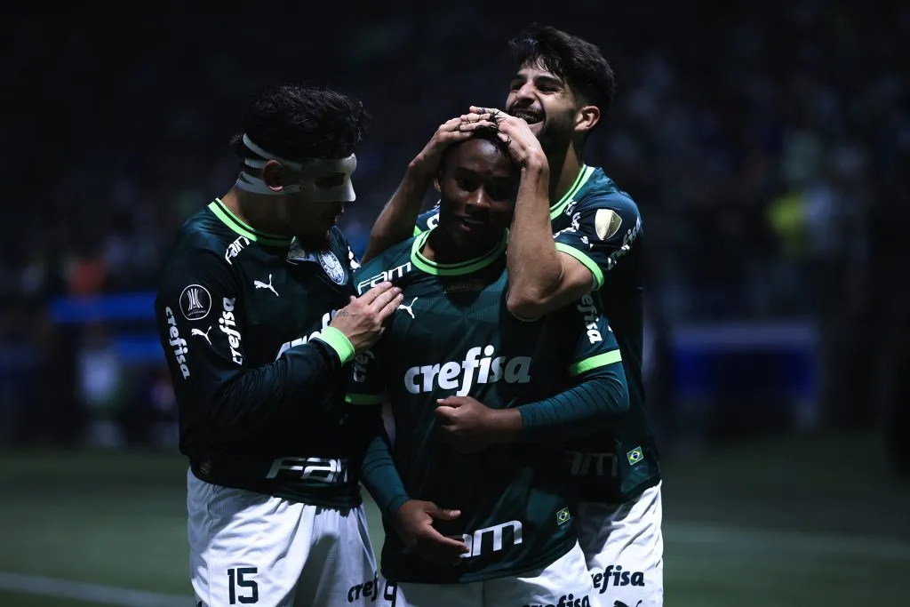 SP – SAO PAULO – 07/06/2023 – LIBERTADORES 2023, PALMEIRAS X BARCELONA DE GUAYAQUIL – Endrick jogador do Palmeiras comemora seu gol durante partida contra o Barcelona de Guayaquil no estadio Arena Allianz Parque pelo campeonato Libertadores 2023. Foto: Ettore Chiereguini/AGIF