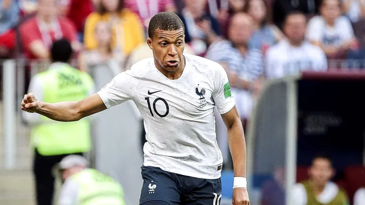 Moscou - 26/06/2018 - Copa do Mundo 2018 - Dinamarca X Franca - Mbappe do Franca durante partida contra o Dinamarca no estadio Lujniki pelo campeonato Copa do Mundo 2018. Foto: Ale Cabral/AGIF