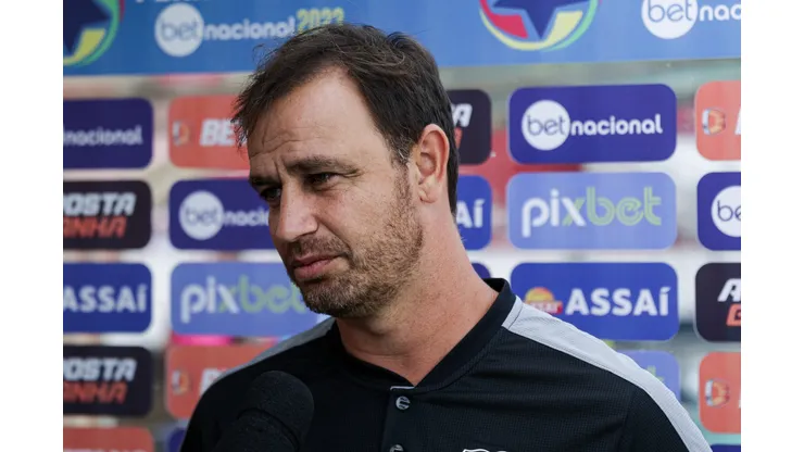 Foto: Rafael Vieira/AGIF- Felipe Conceição fala sobre atitude de jogador