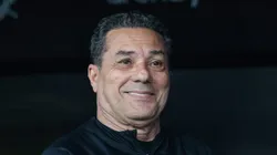 Luxemburgo conquistou seu último título nacional pelo Santos, em 2004.