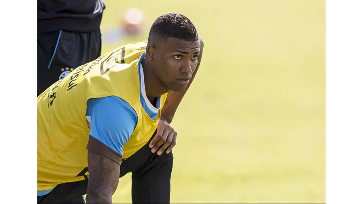 Wallace pede para Guerra trazer jogador campeão pelo Imortal de volta ao Grêmio