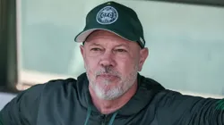 PR - CURITIBA - 10/06/2023 - BRASILEIRO A 2023, CORITIBA X SANTOS - Antonio Carlos Zago tecnico do Coritiba durante partida contra o Santos no estadio Couto Pereira pelo campeonato BRASILEIRO A 2023. Foto: Robson Mafra/AGIF