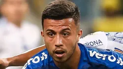 RS - Porto Alegre - 07/11/2019 - Brasileiro A 2019, Gremio x CSA - Matheus Henrique jogador do Gremio disputa lance com Warley jogador do CSA durante partida no estadio Arena do Gremio pelo campeonato Brasileiro A 2019 Foto: Pedro H. Tesch/AGIF