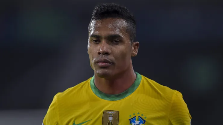Foto: Thiago Ribeiro/AGIF - Alex Sandro já foi especulado no Corinthians.