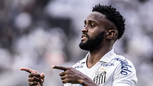 Foto: Raul Baretta/ Santos FC - Mendoza foi uma das principais contratações do Santos em 2023.