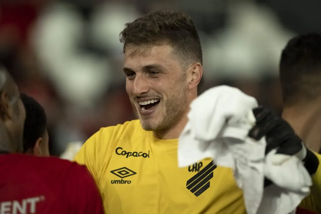 Foto: Jorge Rodrigues/AGIF – Em alta no Athletico, Bento é alvo do futebol europeu