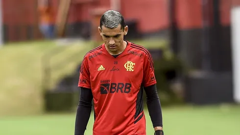 Santos negocia saída do Flamengo para jogar em rival da Libertadores