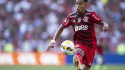 Situação envolvendo Lázaro gera incomodo no Flamengo. Jorge Rodrigues/AGIF